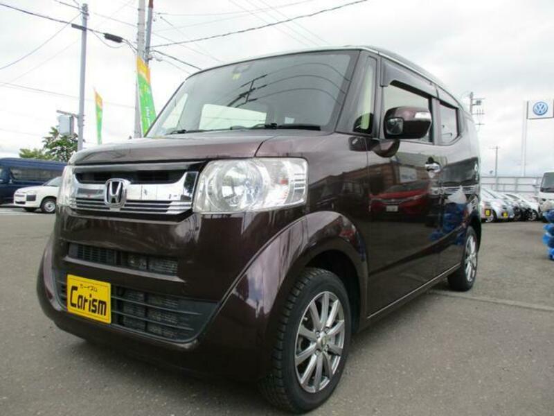 HONDA N BOX SLASH