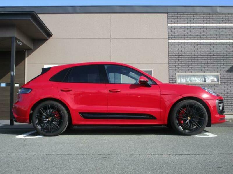 MACAN