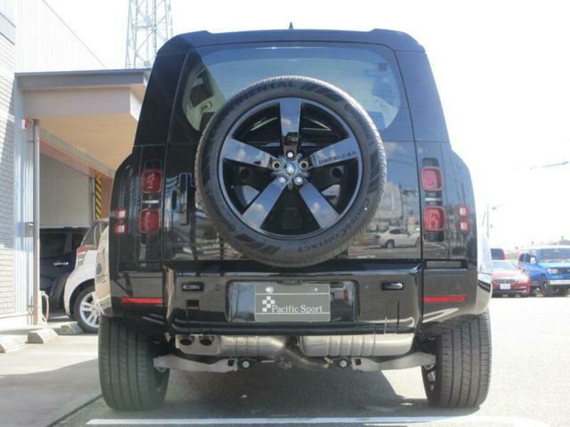 DEFENDER