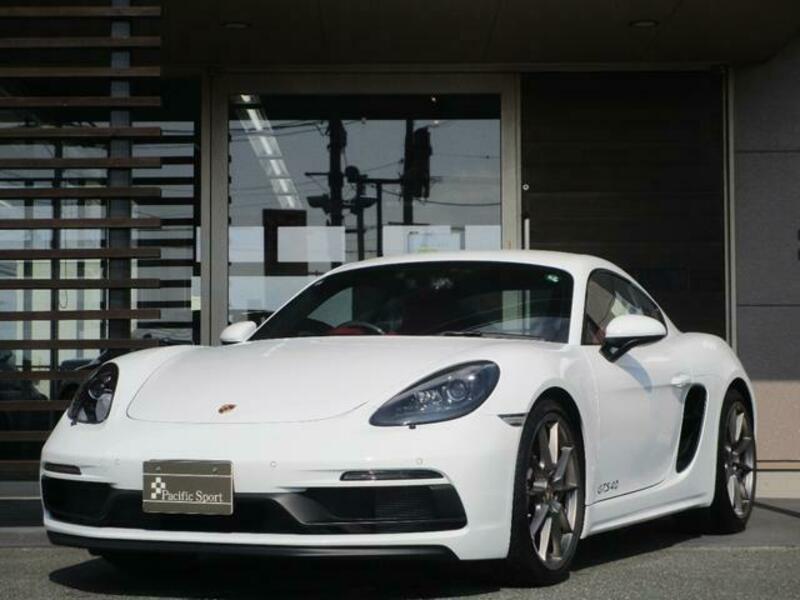 PORSCHE 718 CAYMAN