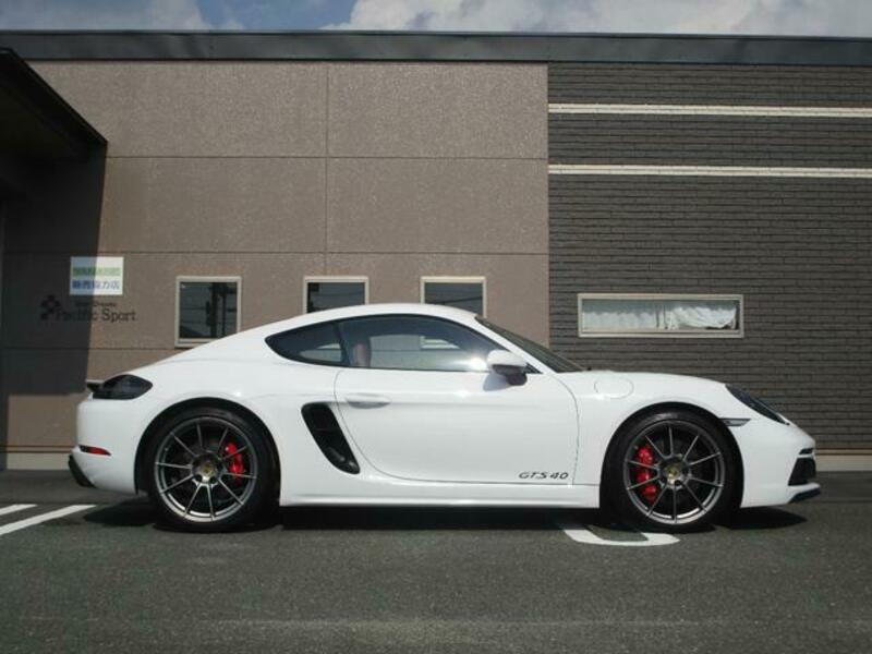 718 CAYMAN