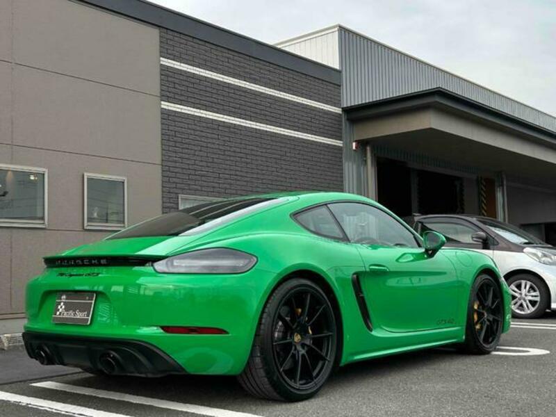 718 CAYMAN