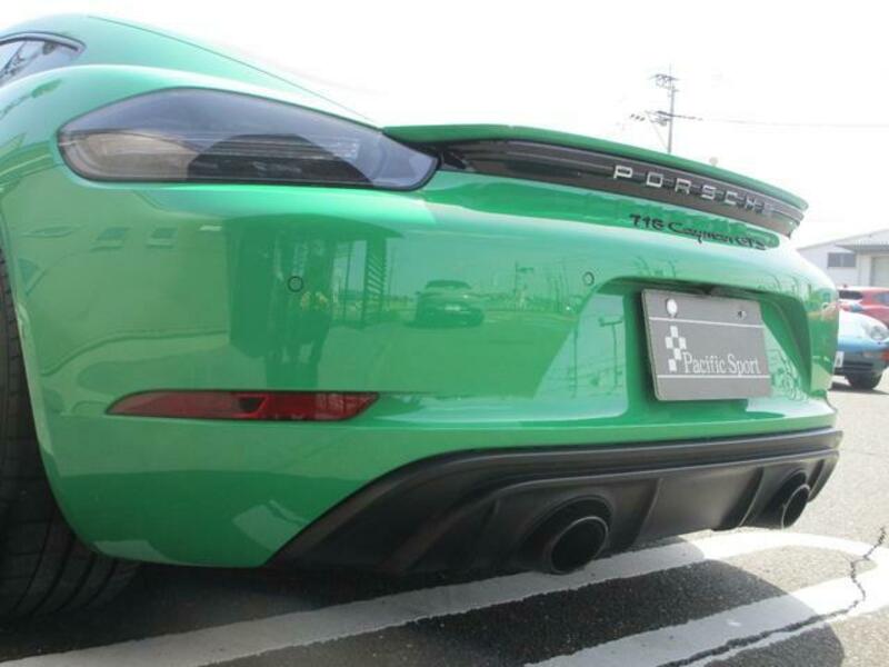 718 CAYMAN