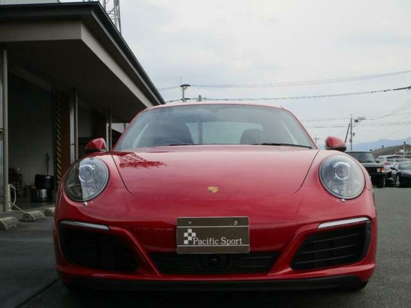 911