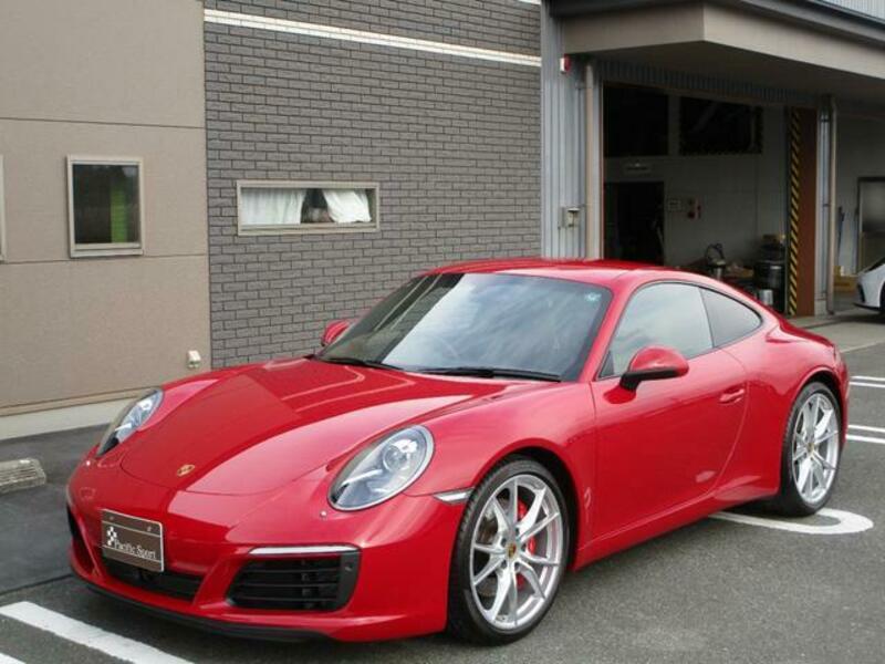 911