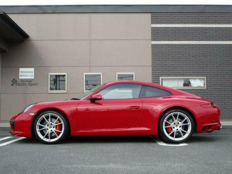 911