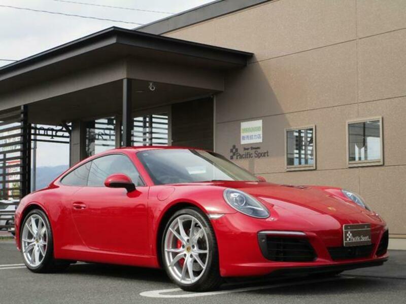911