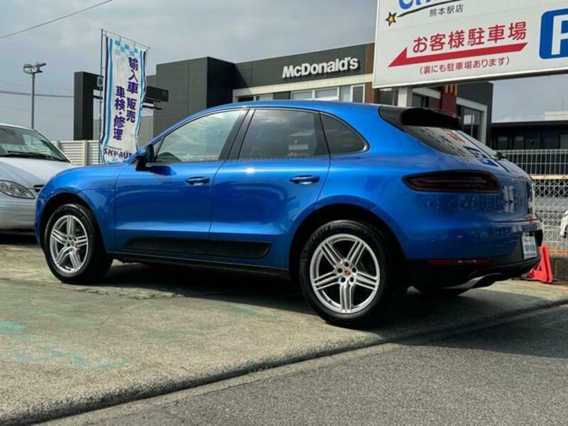 MACAN