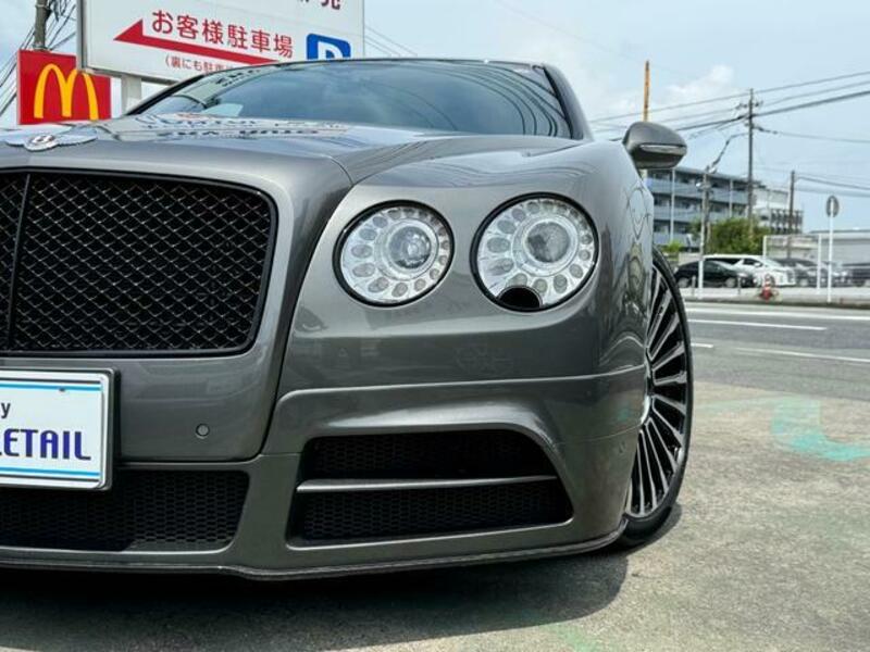 FLYING SPUR