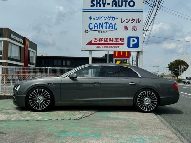 FLYING SPUR