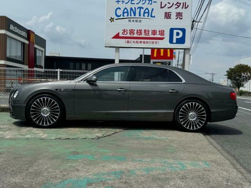 FLYING SPUR