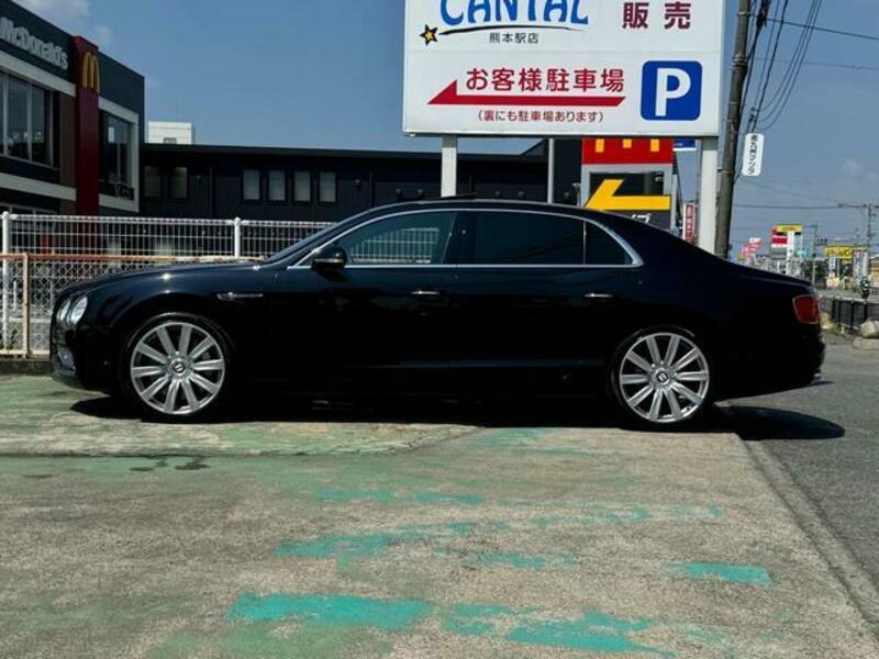 FLYING SPUR