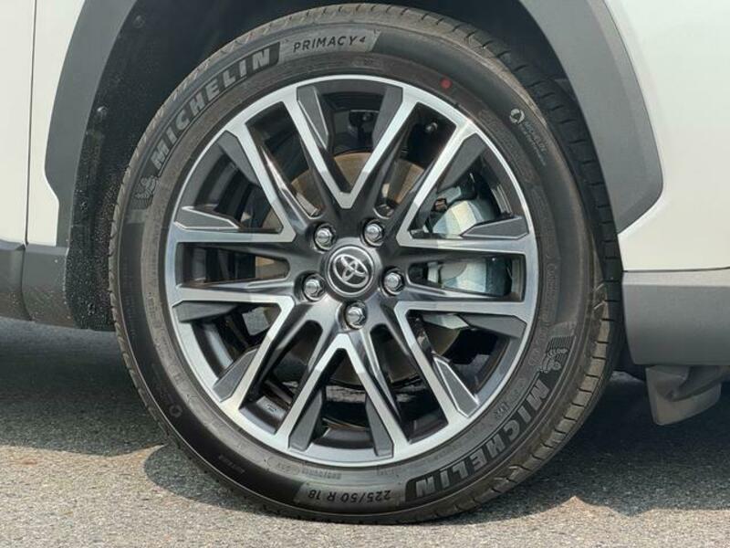 COROLLA CROSS