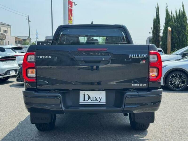 HILUX