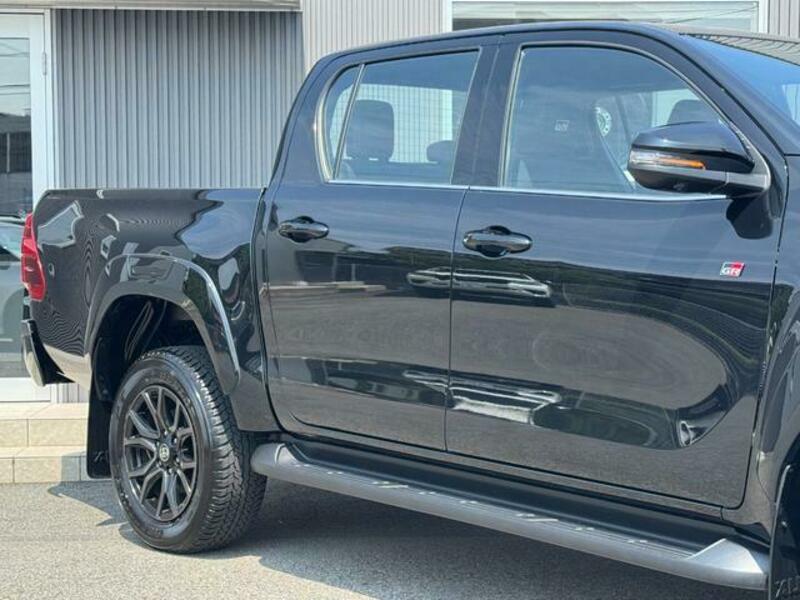 HILUX