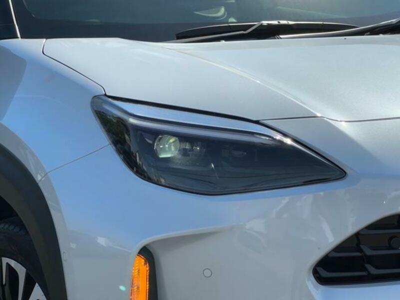 YARIS CROSS