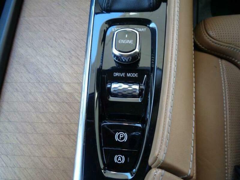 XC90