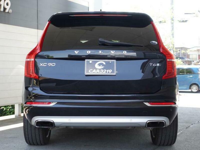 XC90