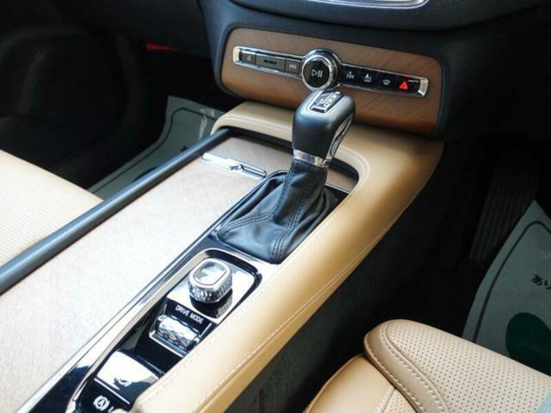 XC90