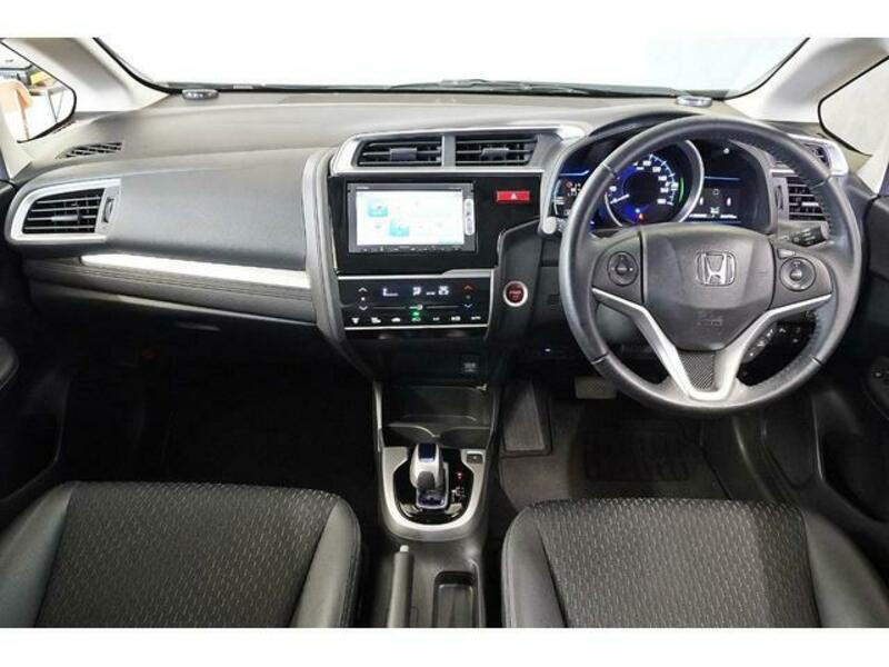 FIT HYBRID
