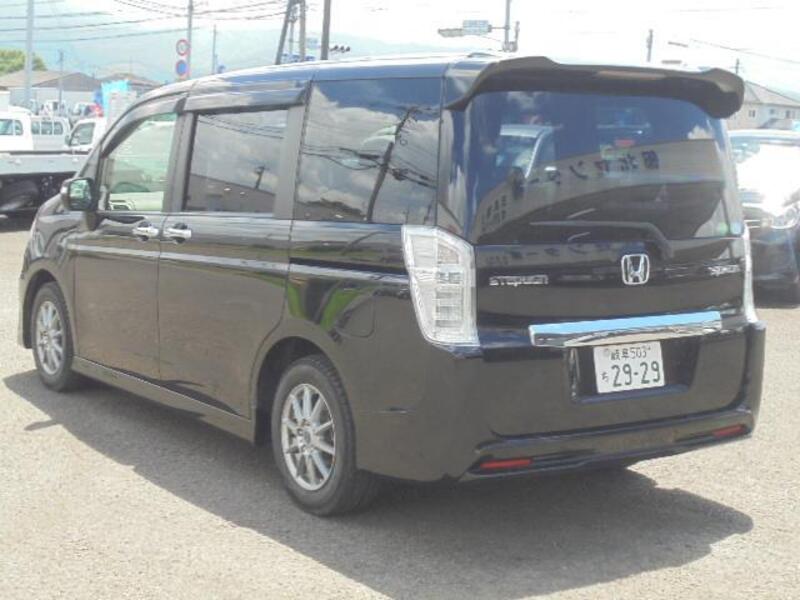 STEPWAGON SPADA