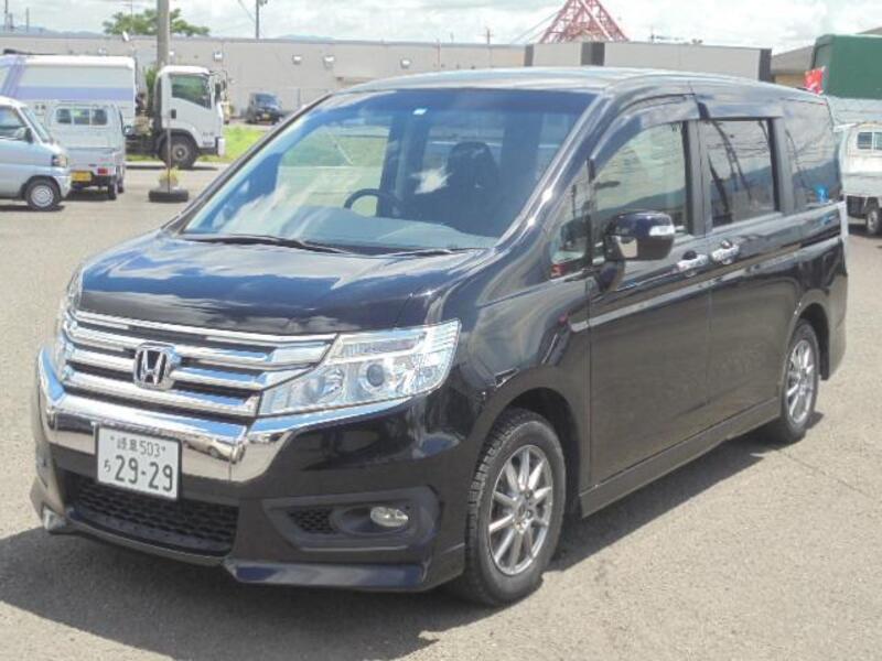 HONDA STEPWAGON SPADA