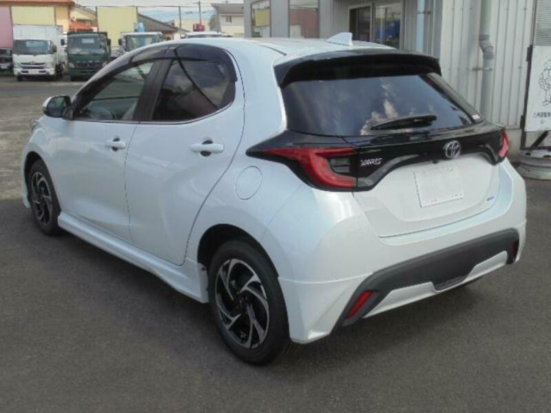 YARIS