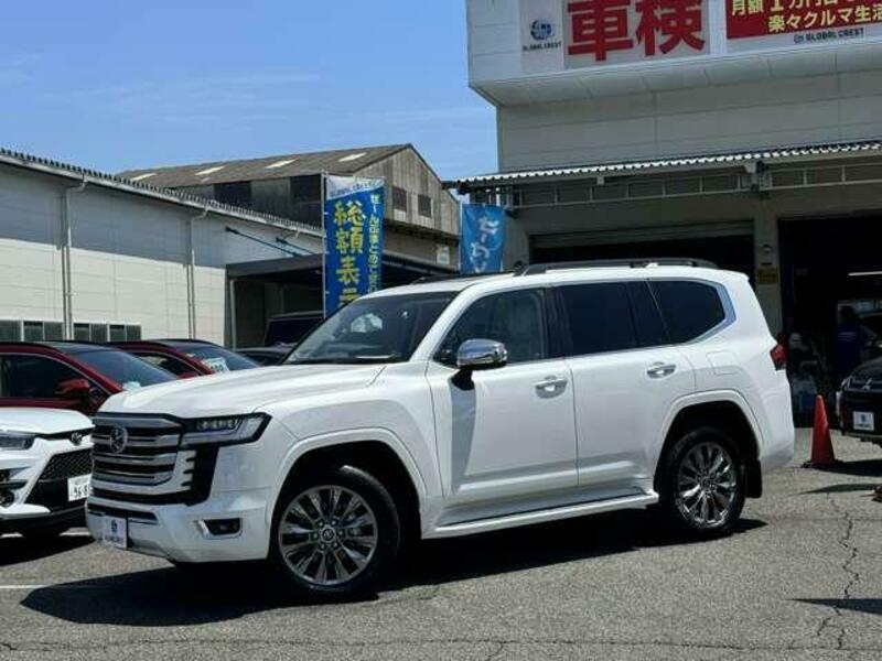 LAND CRUISER