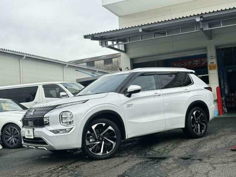 OUTLANDER PHEV
