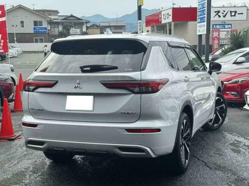 OUTLANDER PHEV