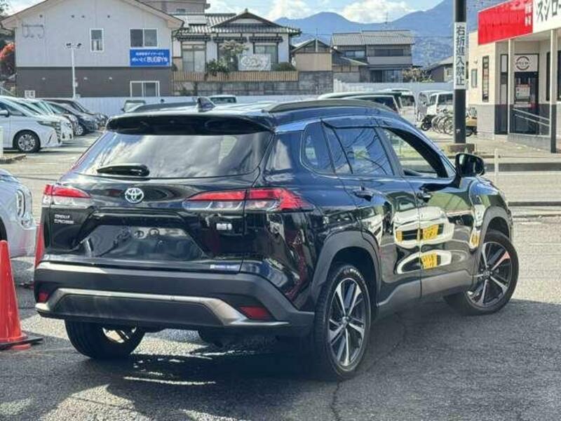 COROLLA CROSS