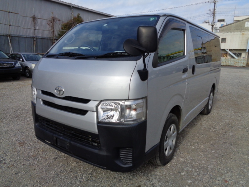 HIACE VAN-0