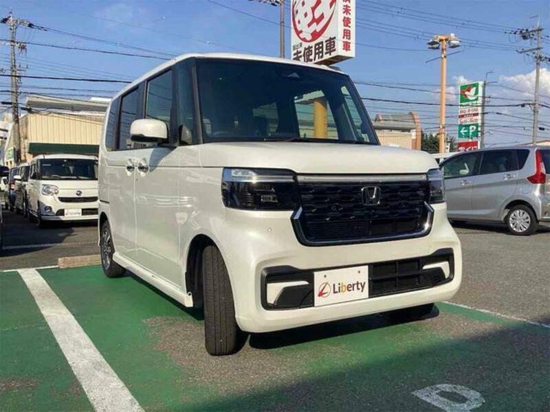 N BOX CUSTOM