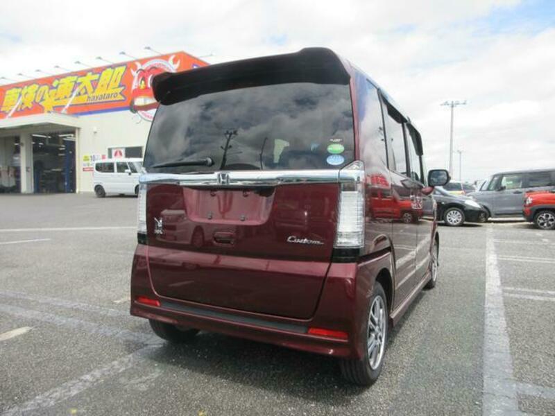 N BOX CUSTOM
