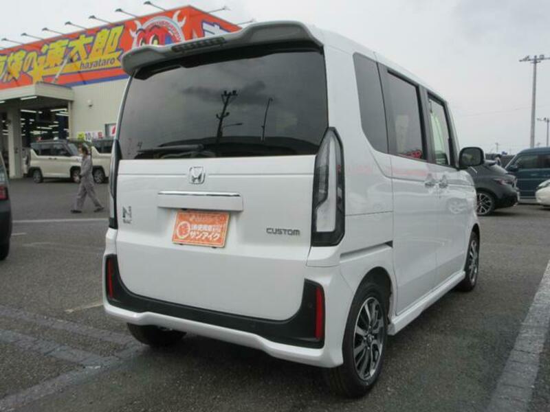 N BOX CUSTOM