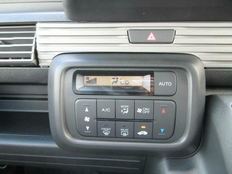 N-VAN