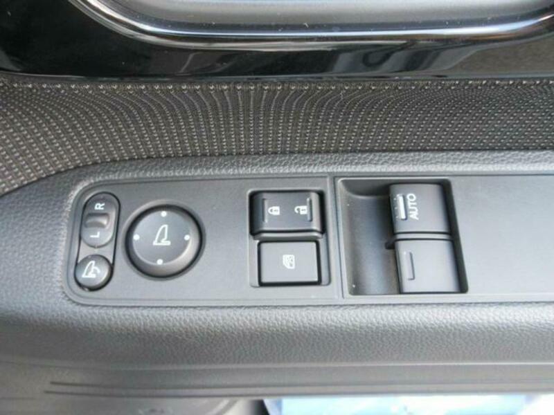 N-VAN