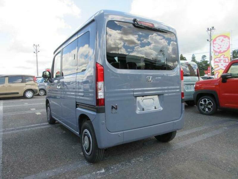 N-VAN