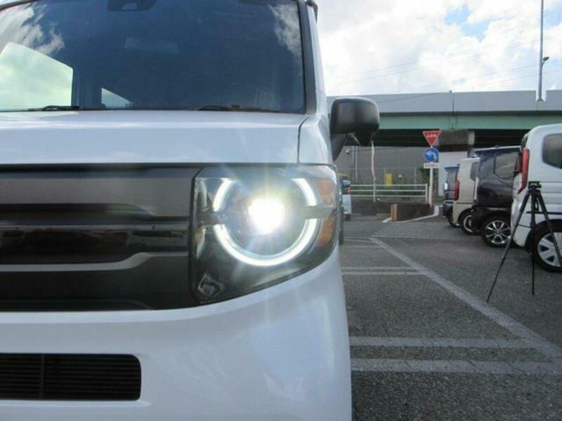 N-VAN