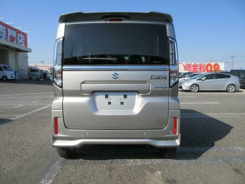 SPACIA CUSTOM