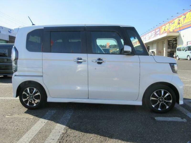 N BOX CUSTOM