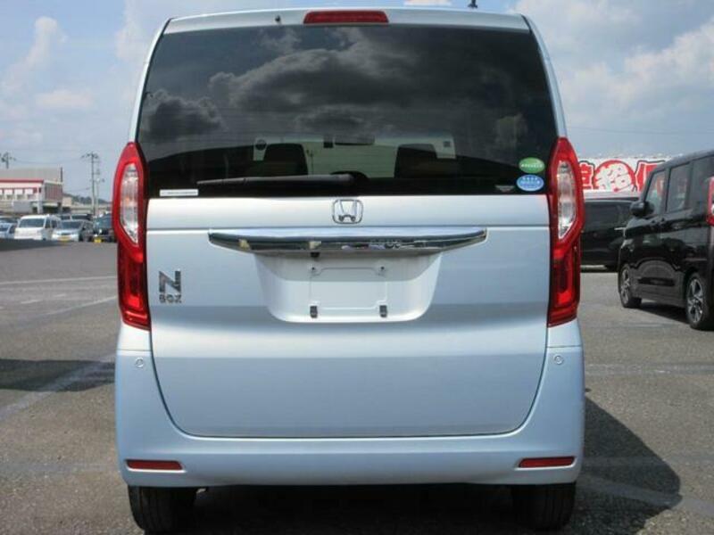 N BOX
