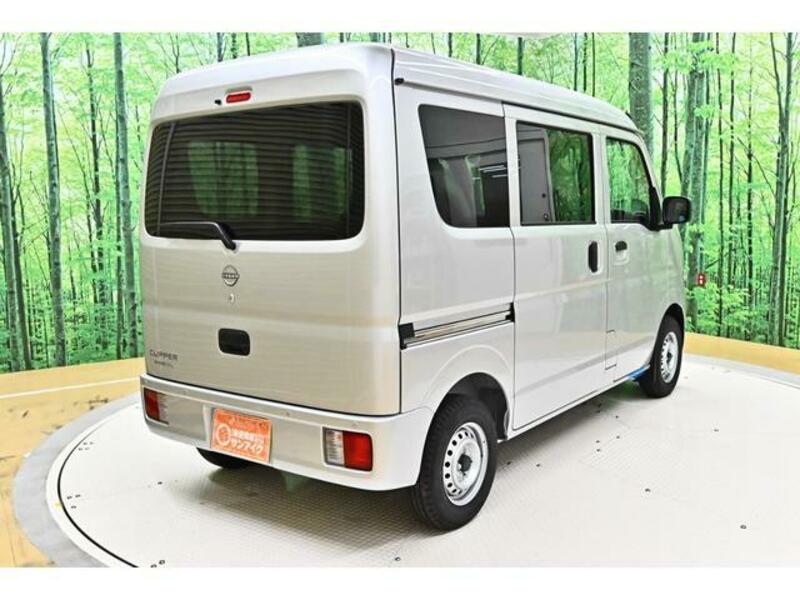 CLIPPER VAN