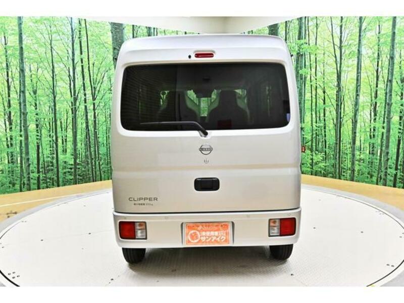 CLIPPER VAN