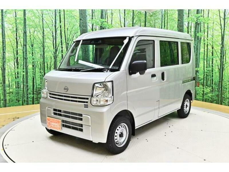 NISSAN CLIPPER VAN
