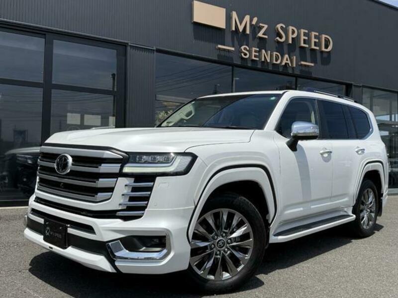 LAND CRUISER