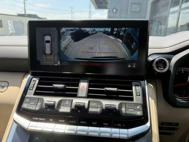 LAND CRUISER