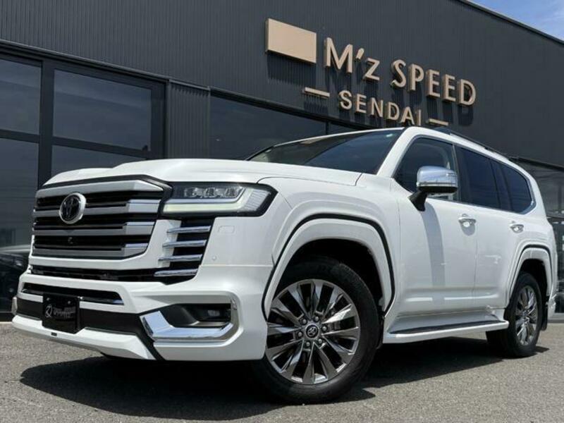 LAND CRUISER