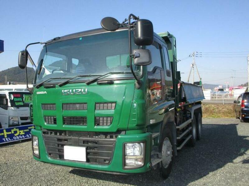 ISUZU GIGA