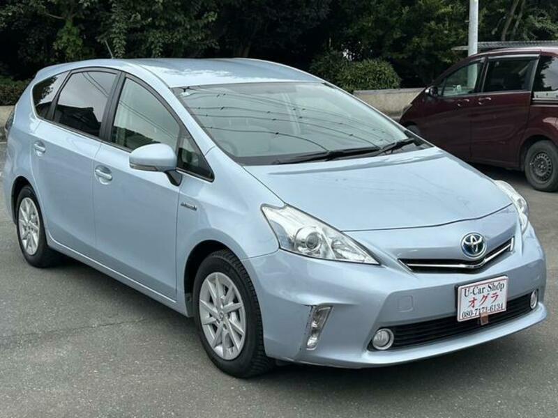 PRIUS ALPHA